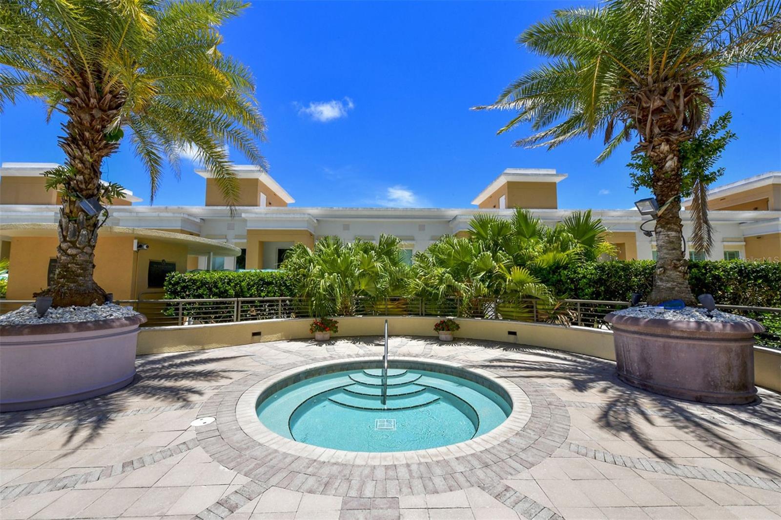 800 N Tamiami Trl #321 Property Photo 48