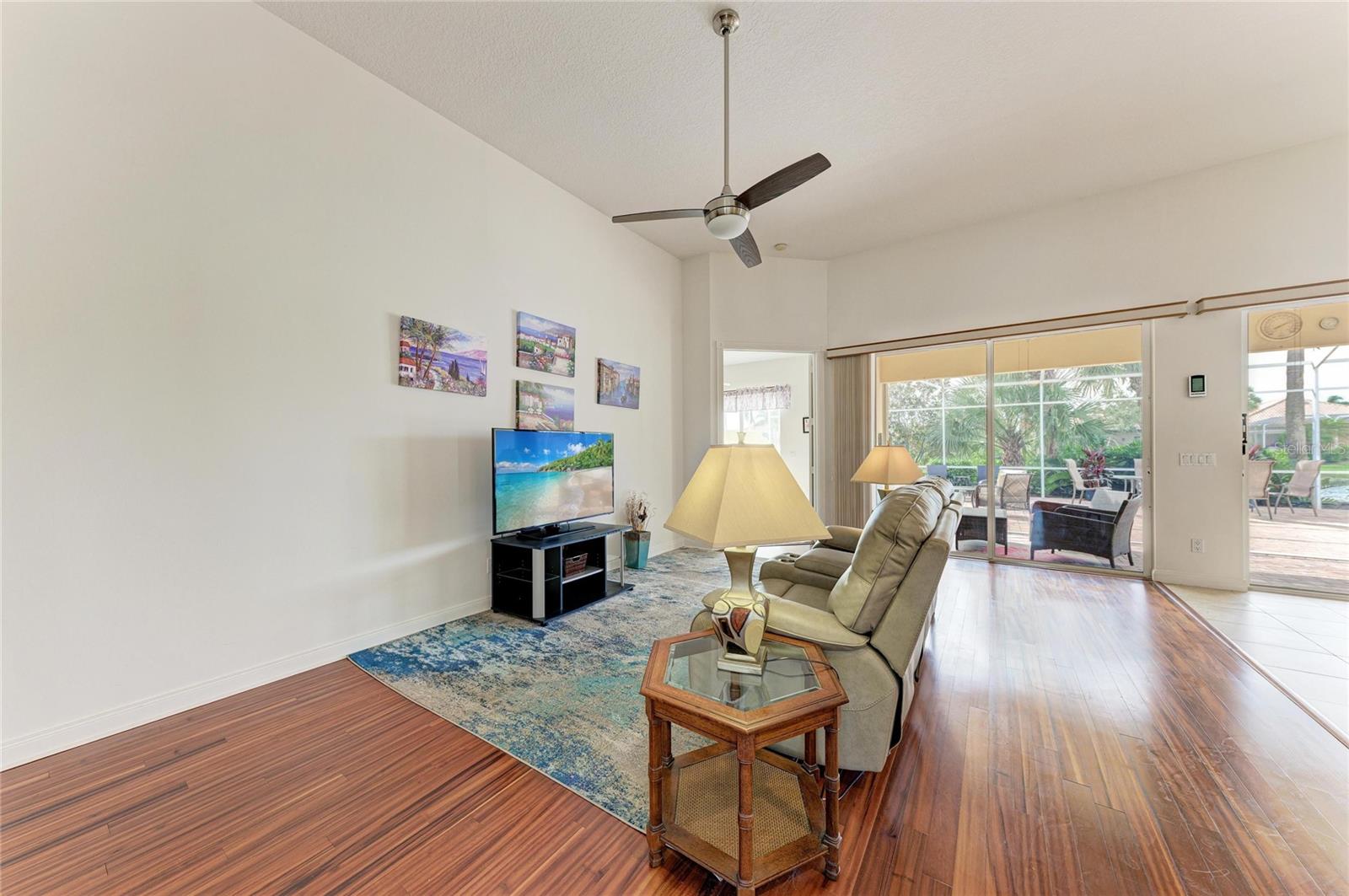 13485 Bastiano St Property Photo 12