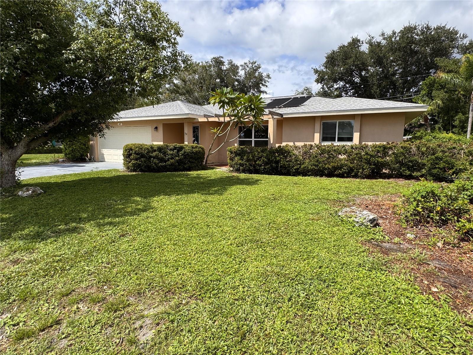 147 Hourglass Dr Property Photo 3