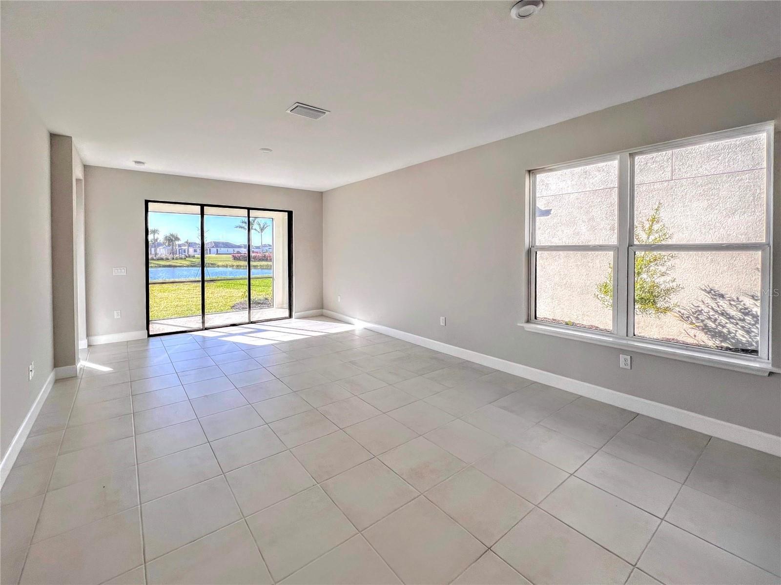 10125 Milky Way Cir Property Photo 7