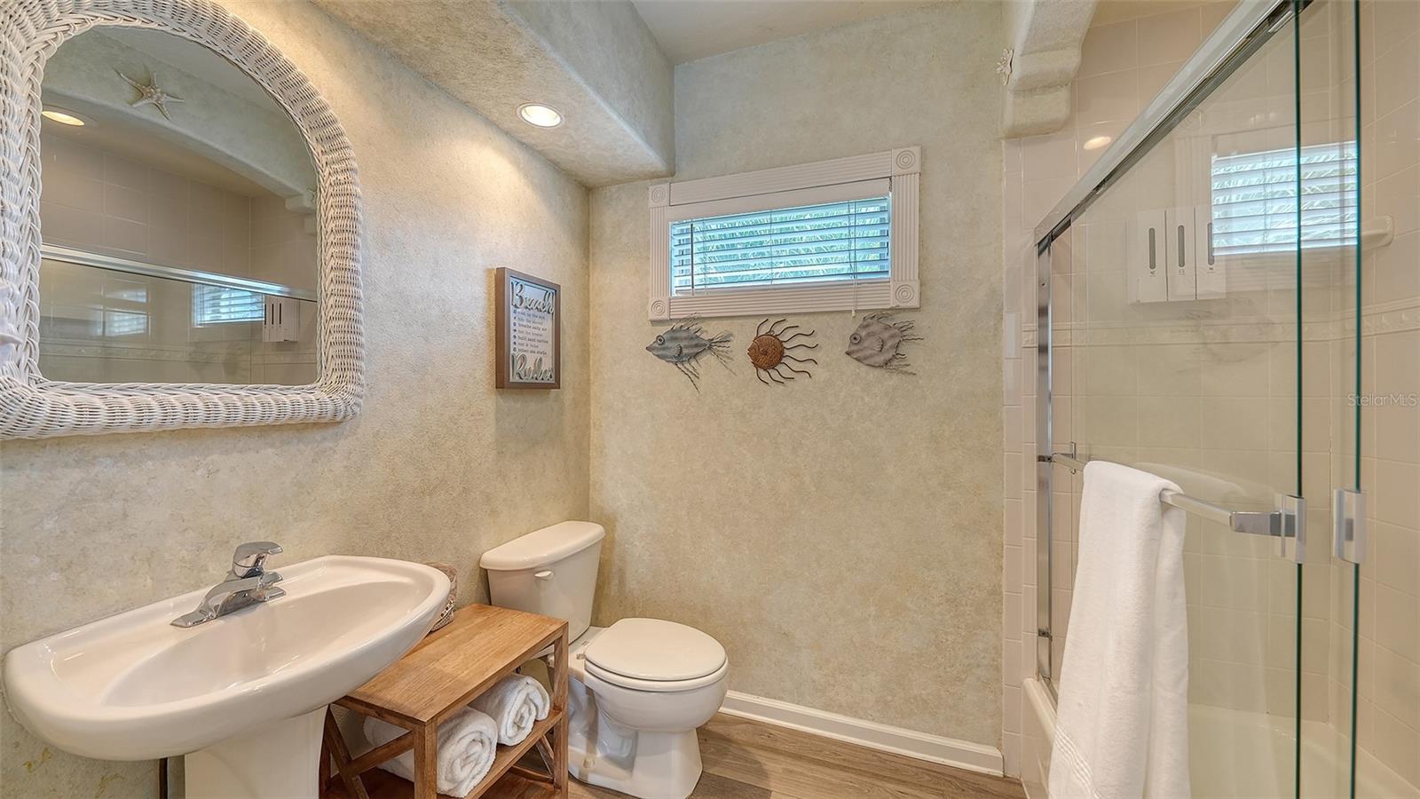 5390 Gulf Dr Property Photo 17