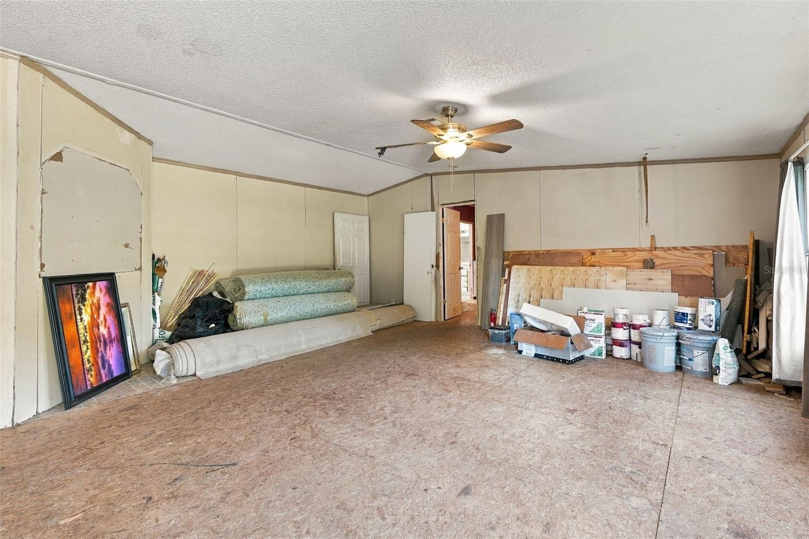 254 Se 7th Ave Property Photo 4