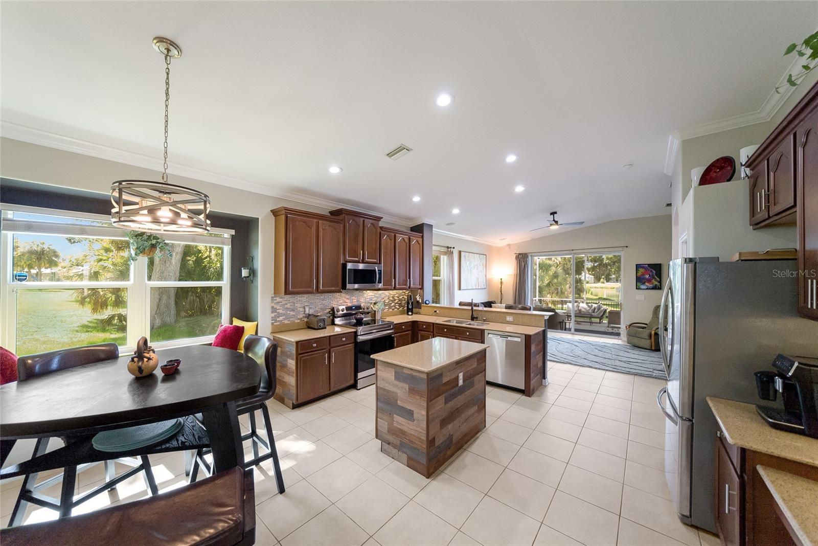 5030 58th Ter E Property Photo 13
