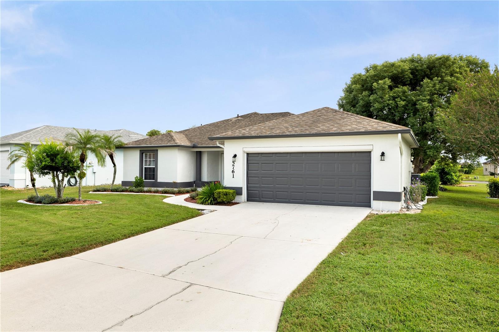 5761 Macaw Pl Property Photo 2