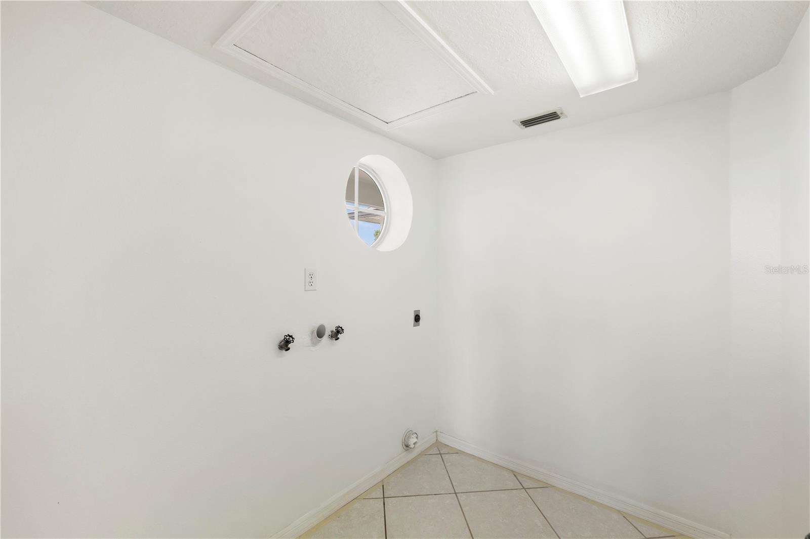 5761 Macaw Pl Property Photo 21