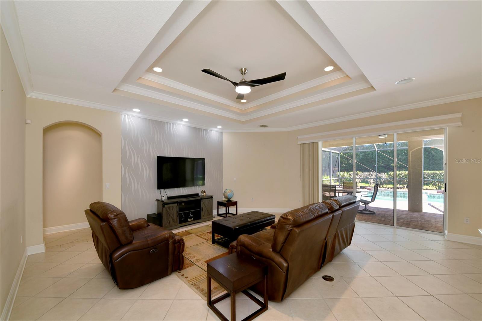 7742 Us Open Loop Property Photo 12