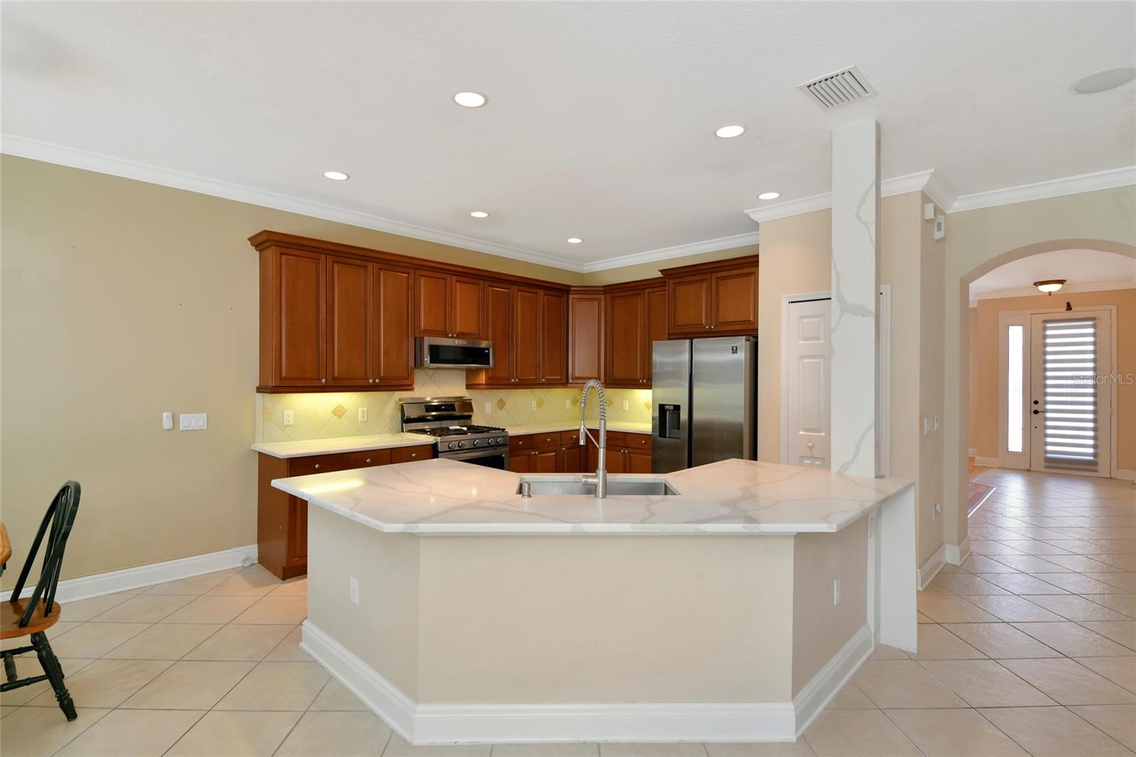 7742 Us Open Loop Property Photo 13