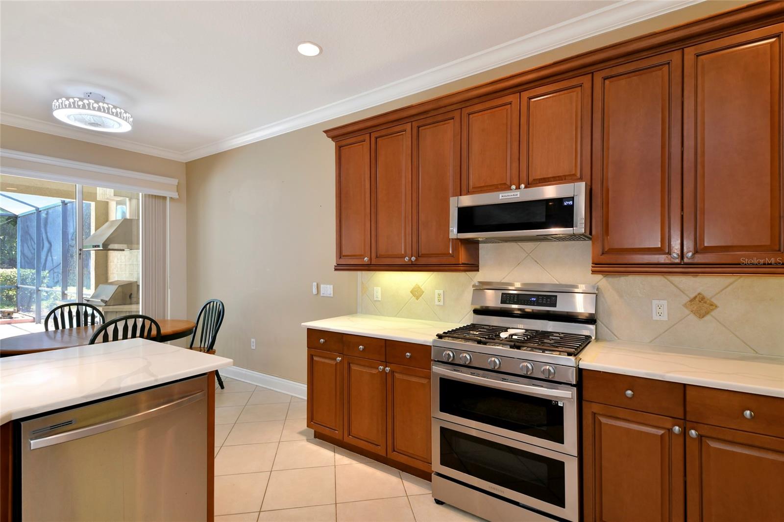 7742 Us Open Loop Property Photo 18