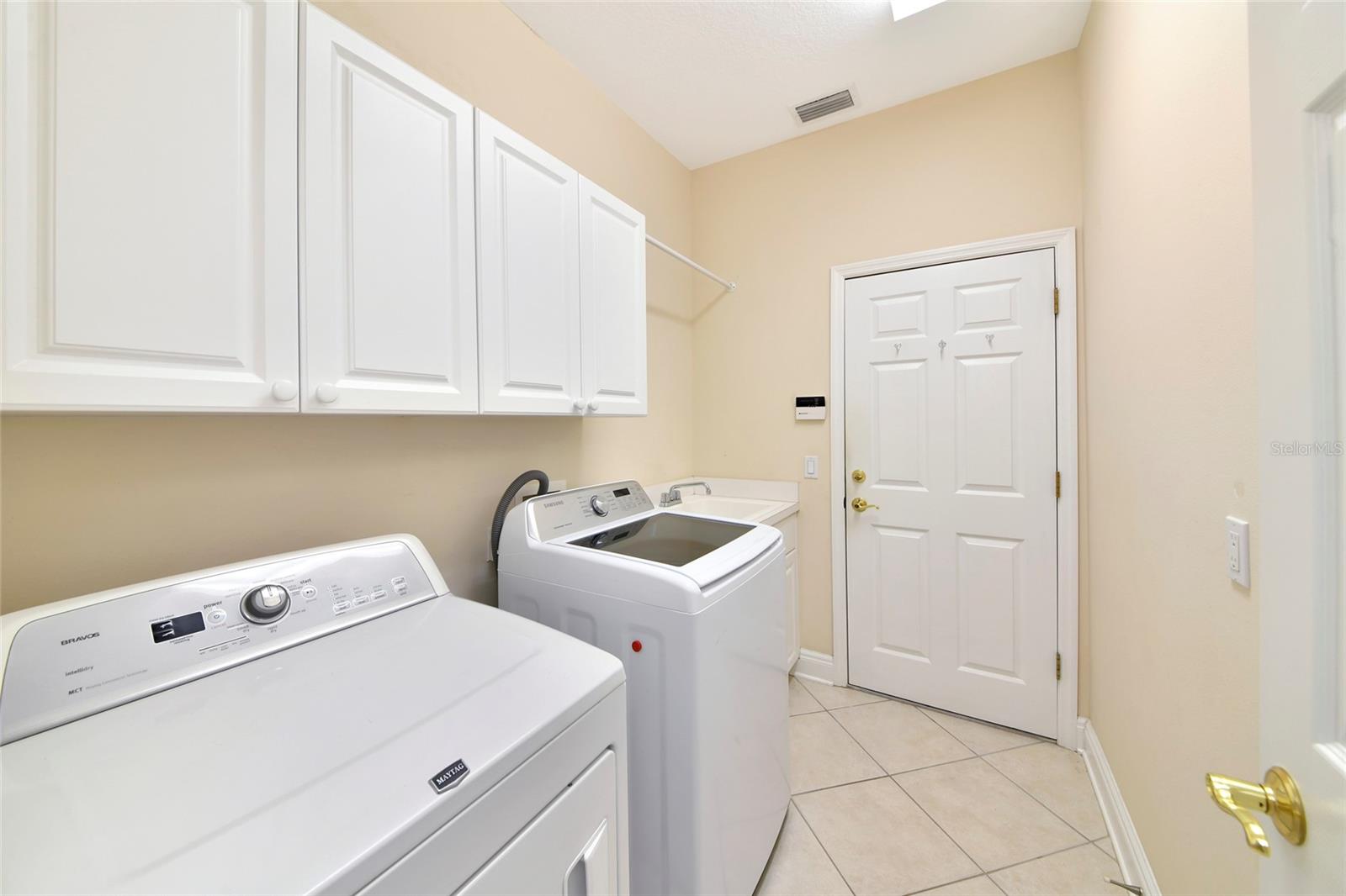 7742 Us Open Loop Property Photo 37