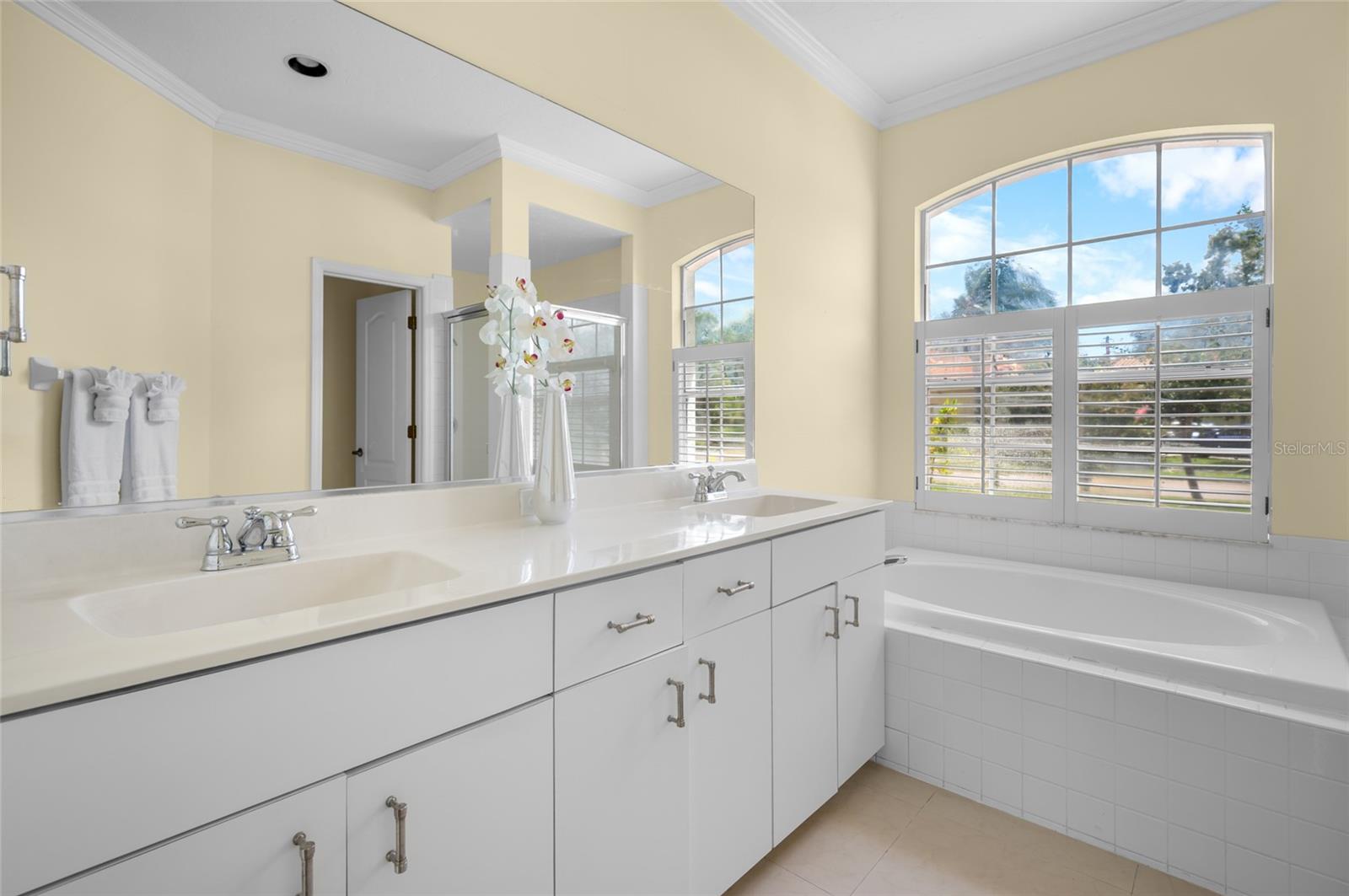 5449 Downham Mdws Property Photo 27