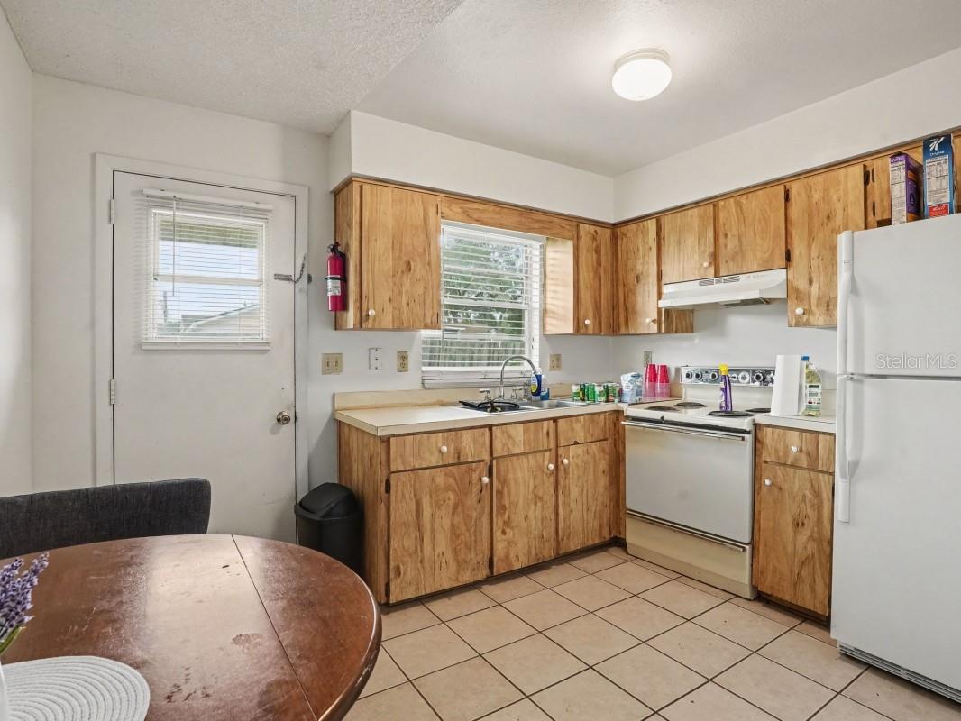5661 Struthers Ct Property Photo 6