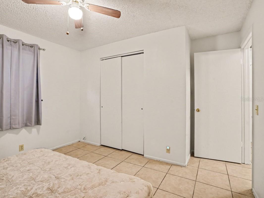 5661 Struthers Ct Property Photo 11