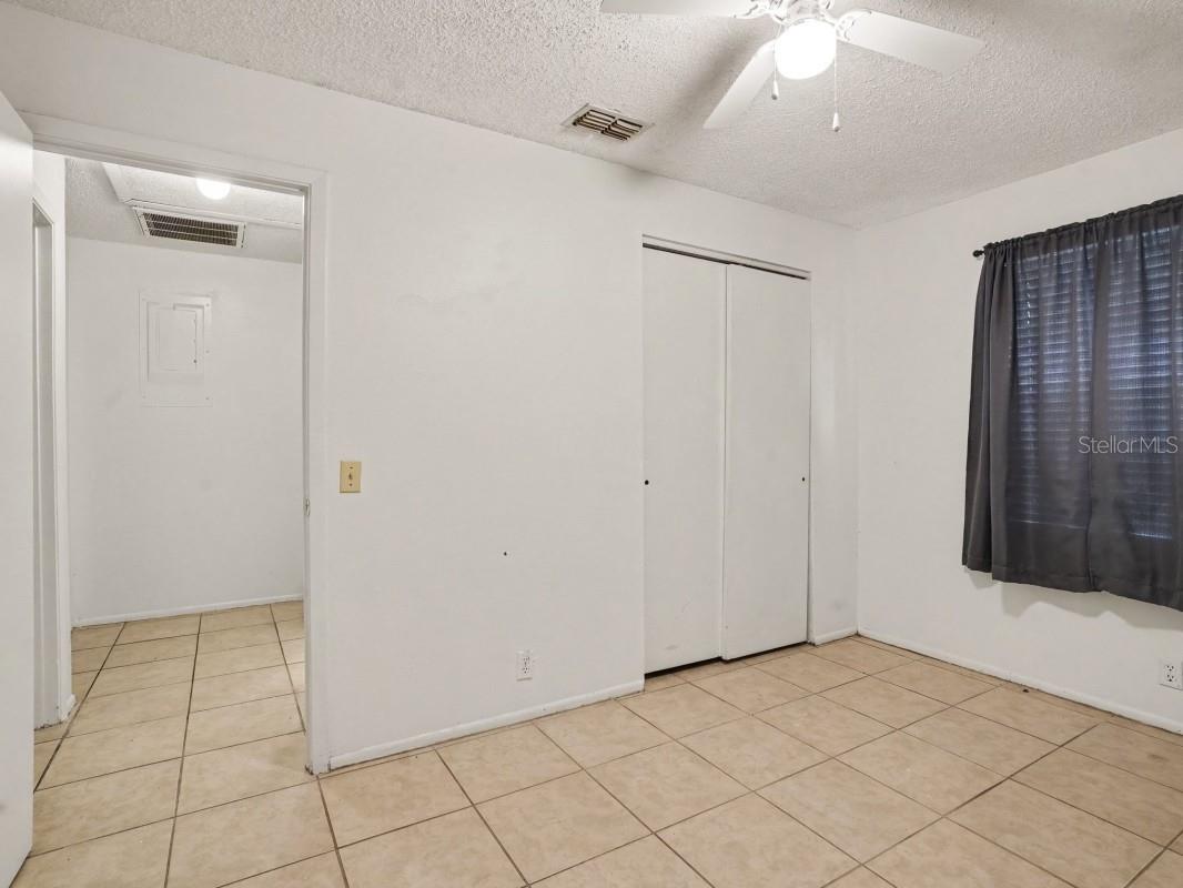 5661 Struthers Ct Property Photo 13