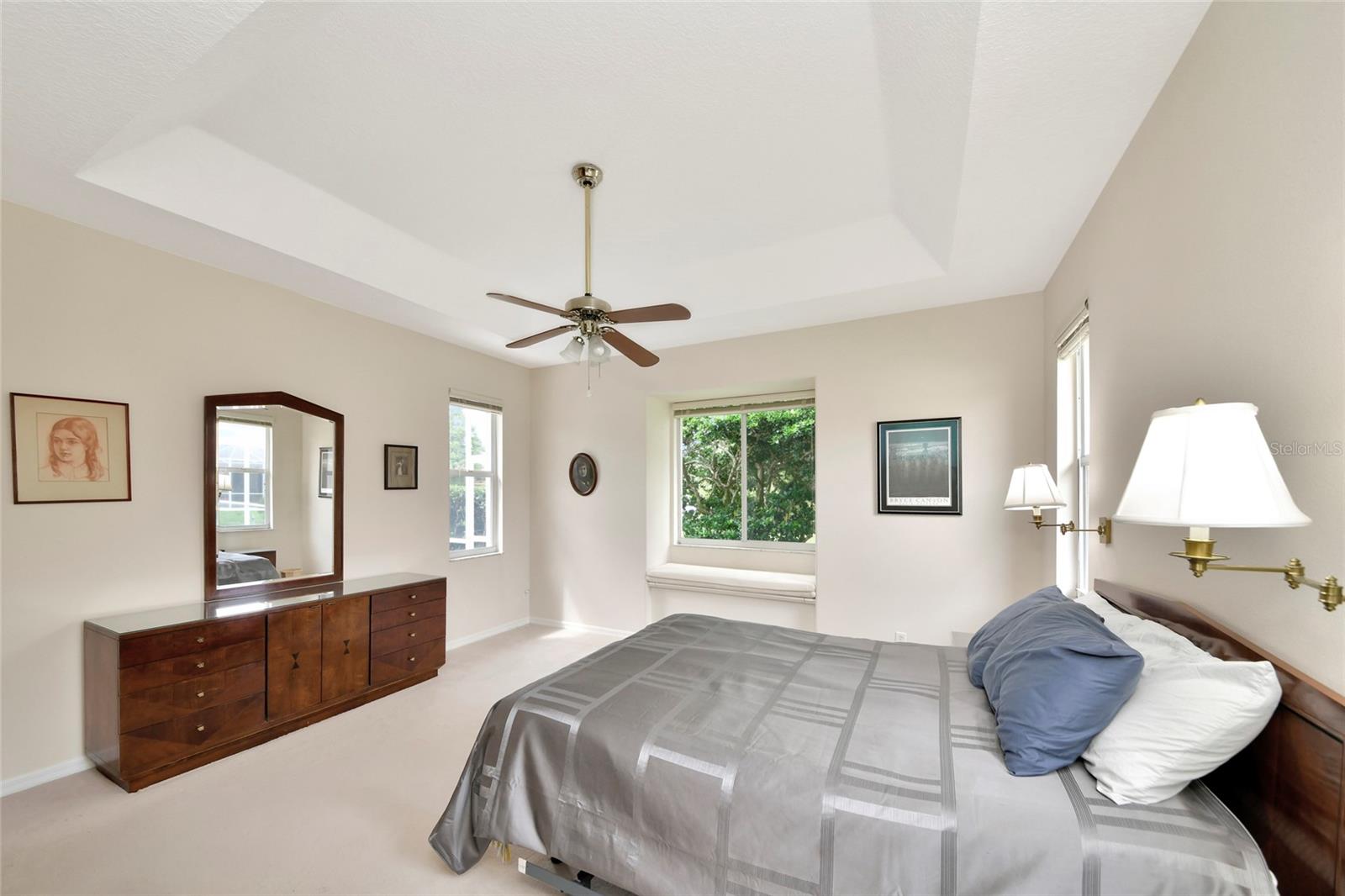 6256 Donnington Ct Property Photo 12