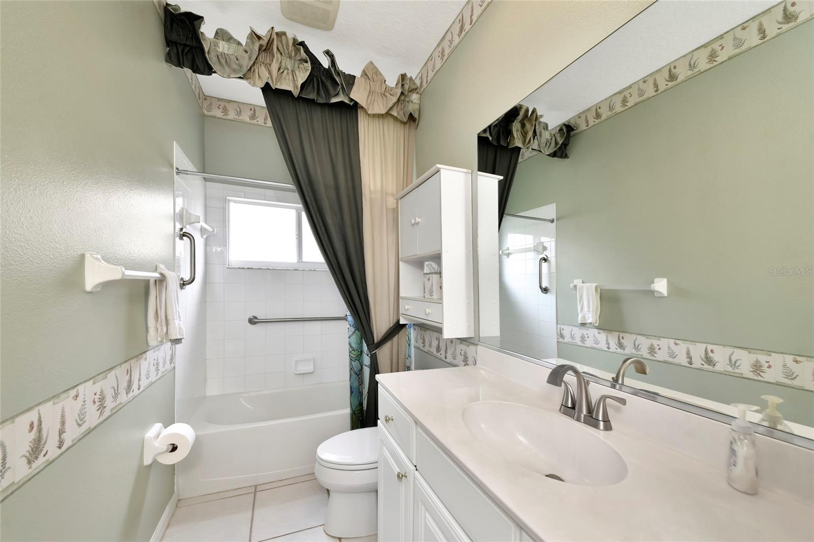 6256 Donnington Ct Property Photo 17