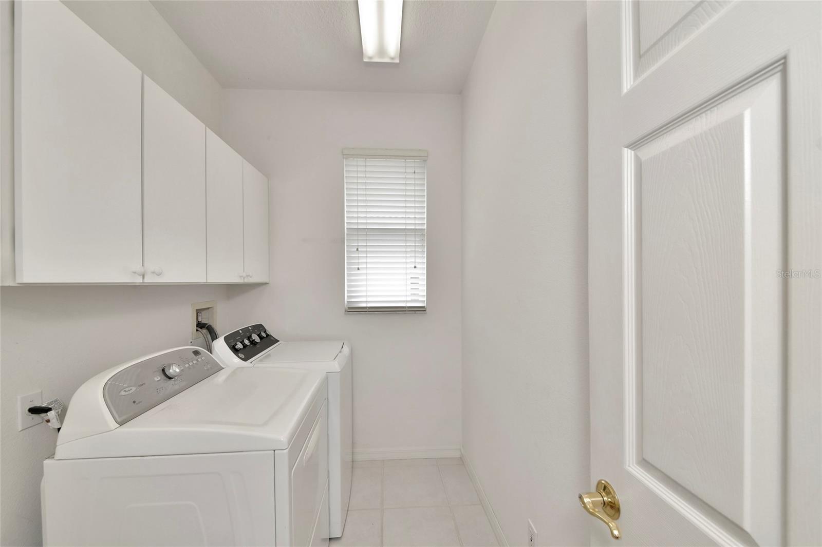 6256 Donnington Ct Property Photo 19
