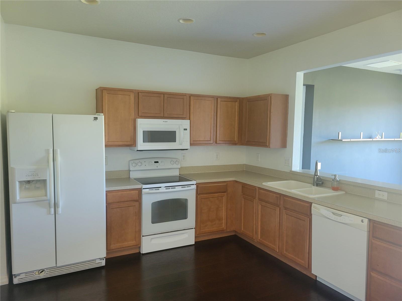 9761 50th Street Cir E Property Photo 5
