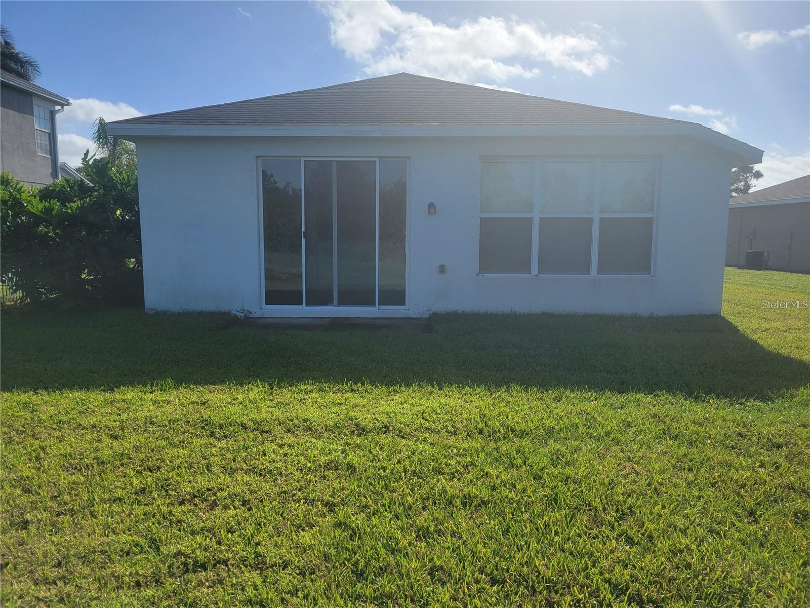 9761 50th Street Cir E Property Photo 15