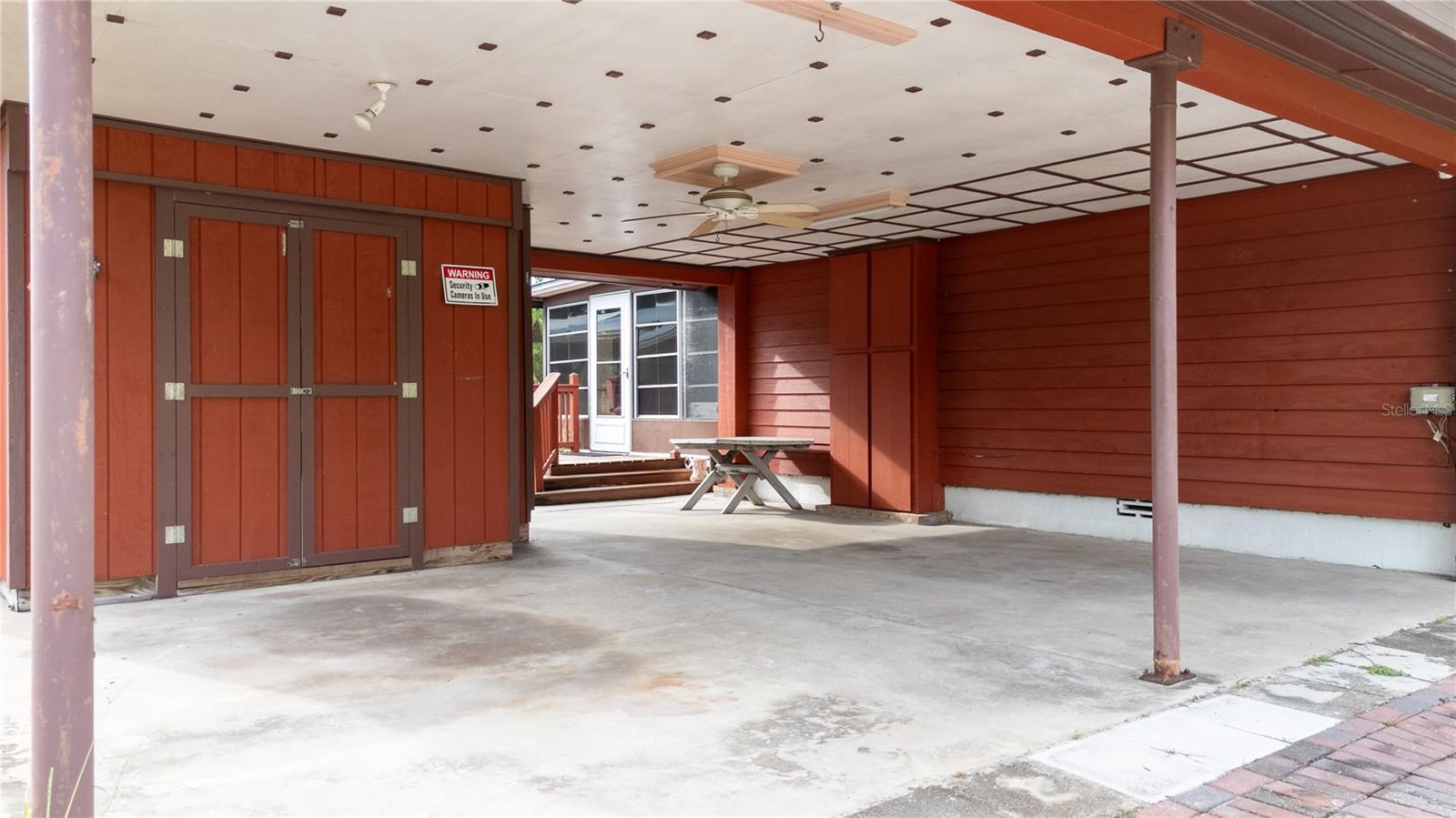 6443 Ne County Road 660 Property Photo 56