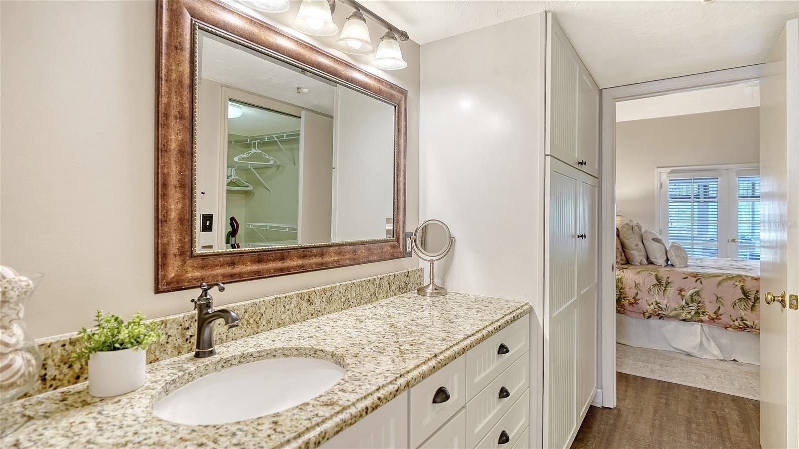 1350 Siesta Bayside Dr #1350b Property Photo 24