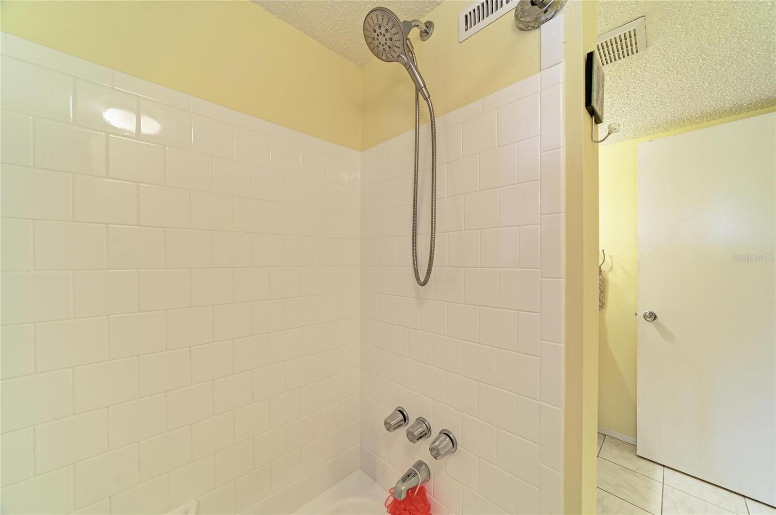 3893 Lake Bayshore Dr #f211 Property Photo 19