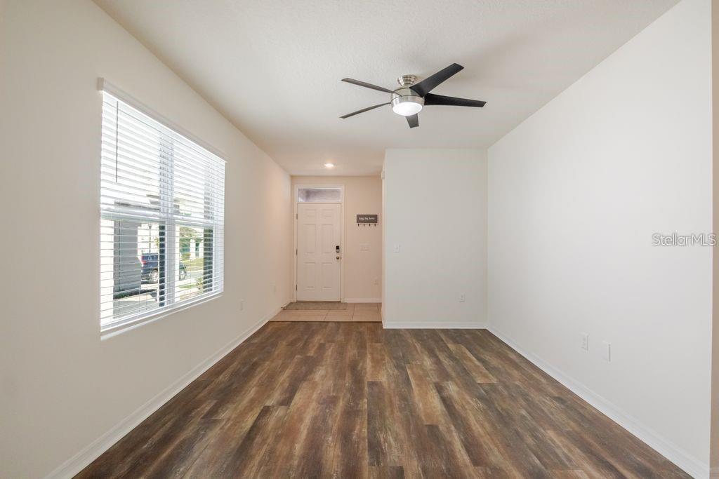 10945 Trailing Vine Dr Property Photo 10