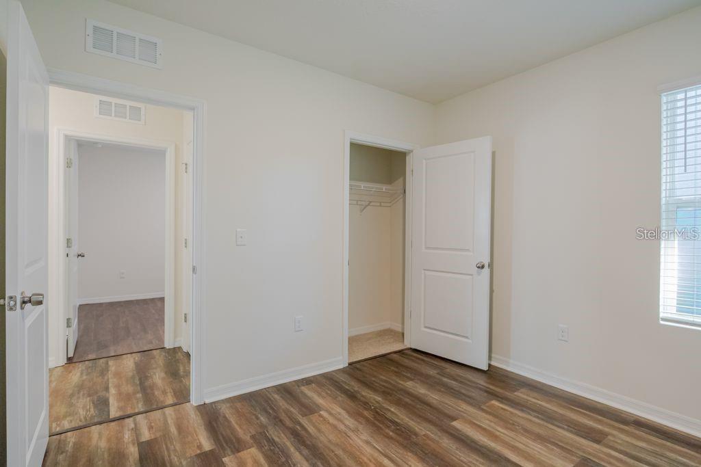 10945 Trailing Vine Dr Property Photo 14