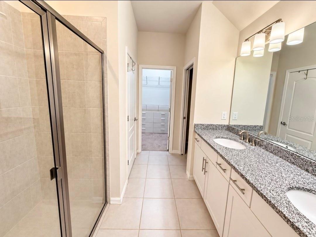 6566 Kenava Loop Property Photo 9