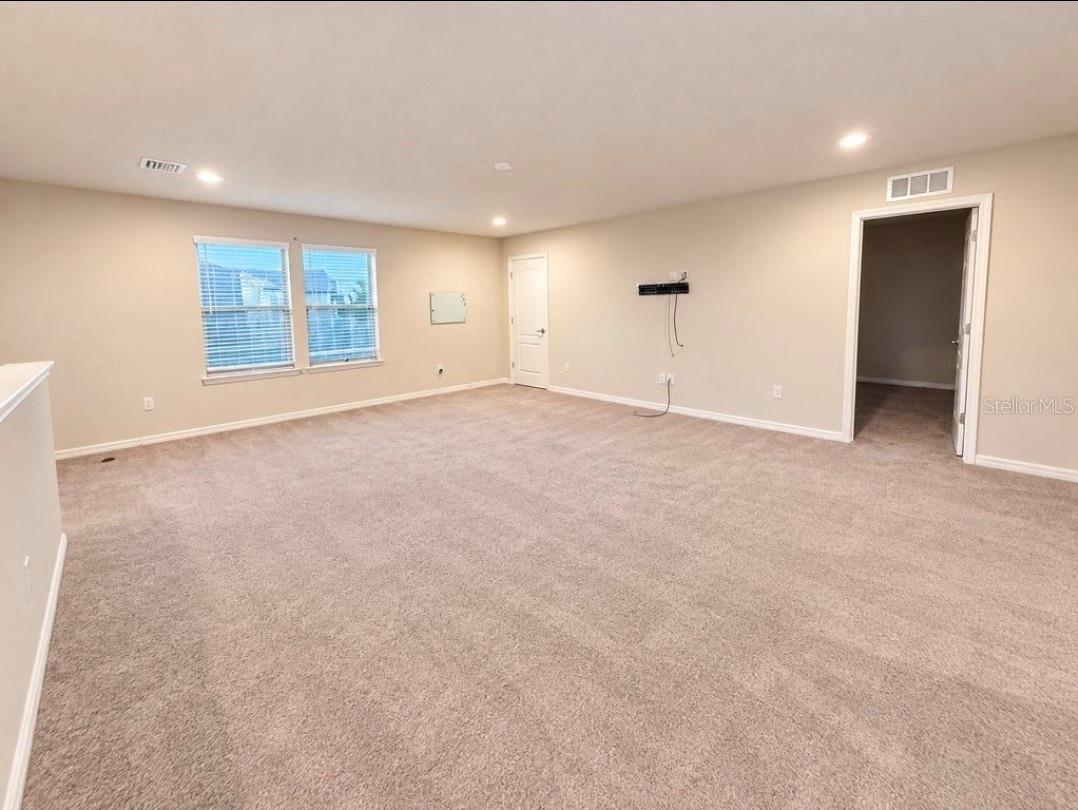 6566 Kenava Loop Property Photo 10