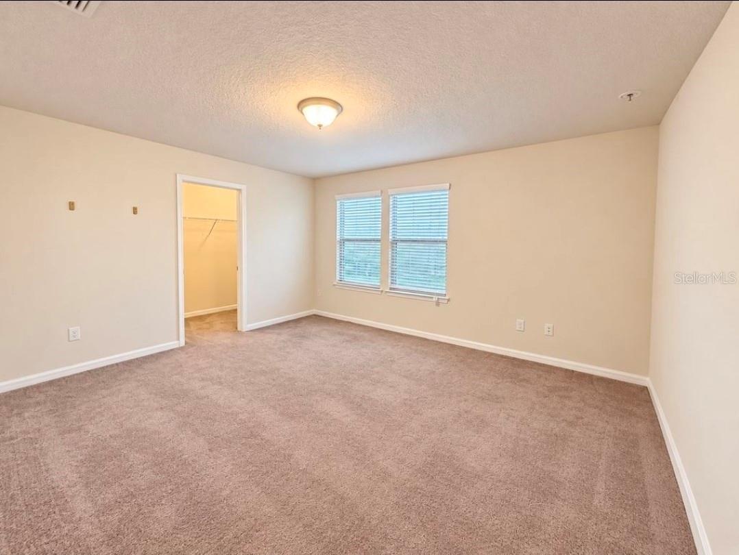 6566 Kenava Loop Property Photo 11