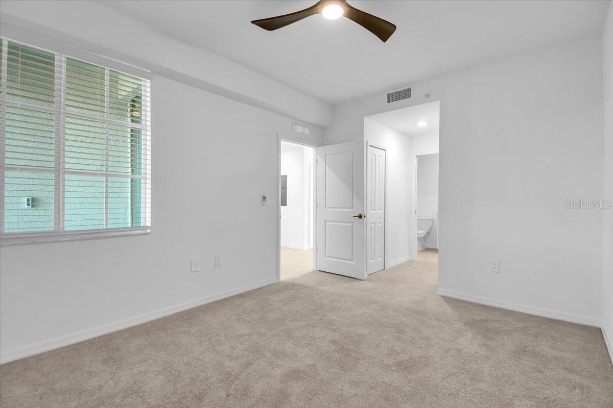 19116 Scallop Loop #306 Property Photo 33