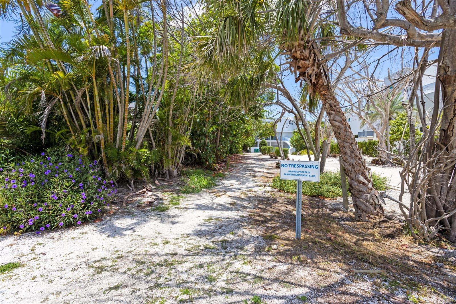 546 Spanish Dr S Property Photo 47