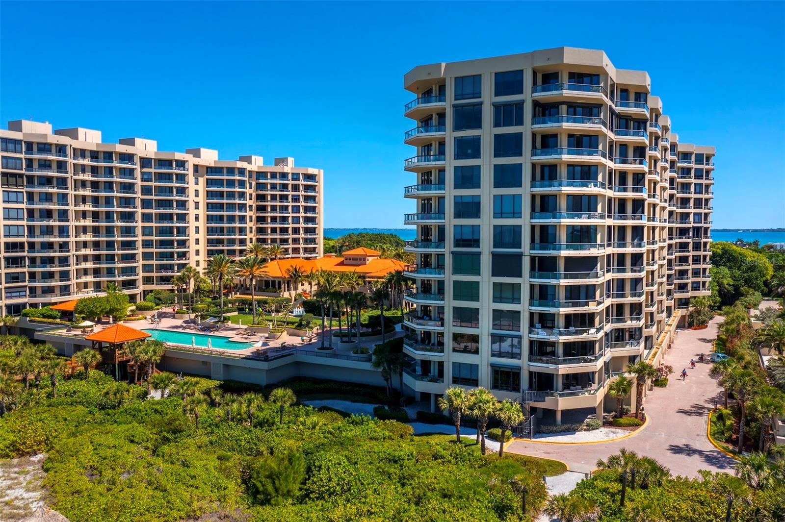 1241 Gulf Of Mexico Dr #ph1102 Property Photo 2