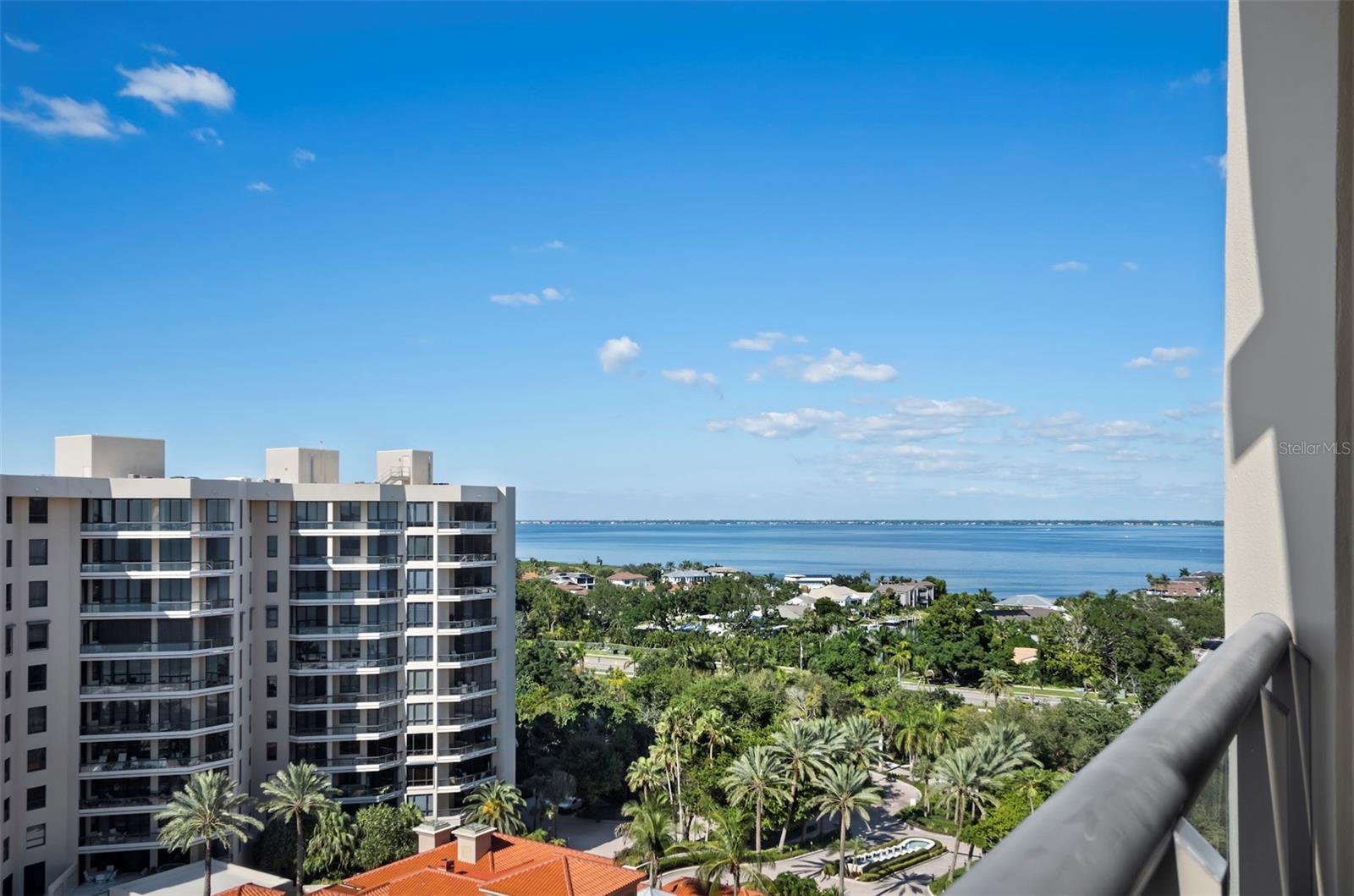 1241 Gulf Of Mexico Dr #ph1102 Property Photo 11