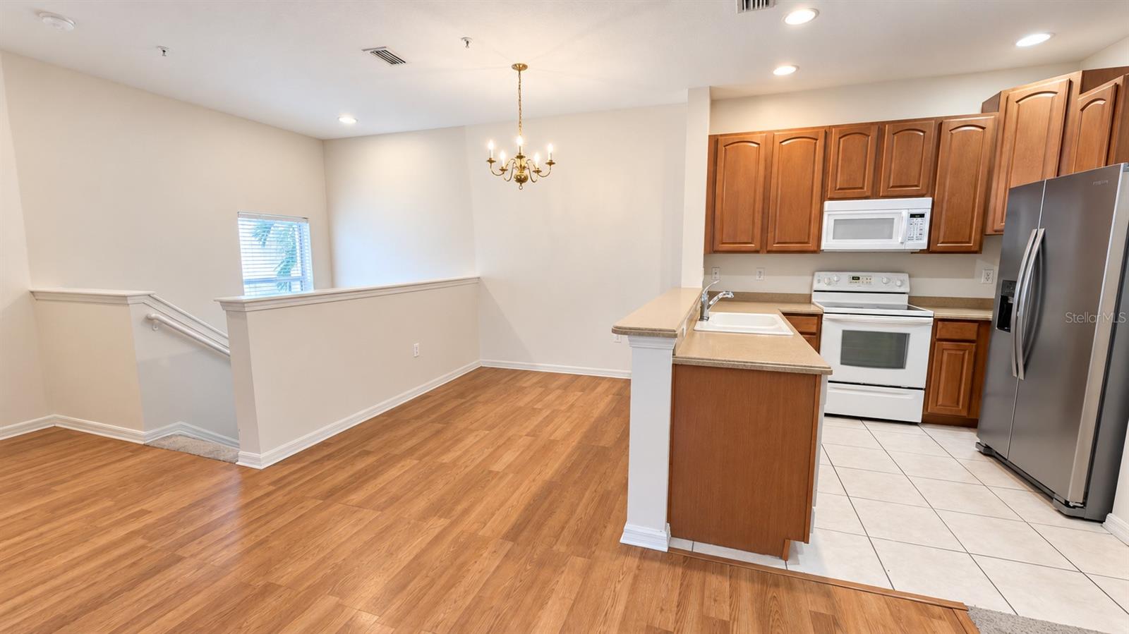 3554 Parkridge Cir #31-202 Property Photo 7