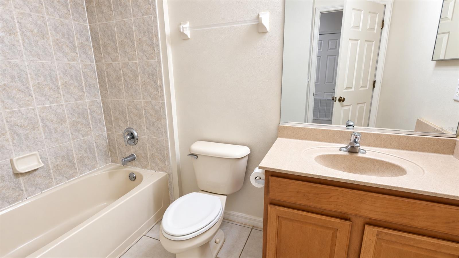 3554 Parkridge Cir #31-202 Property Photo 14