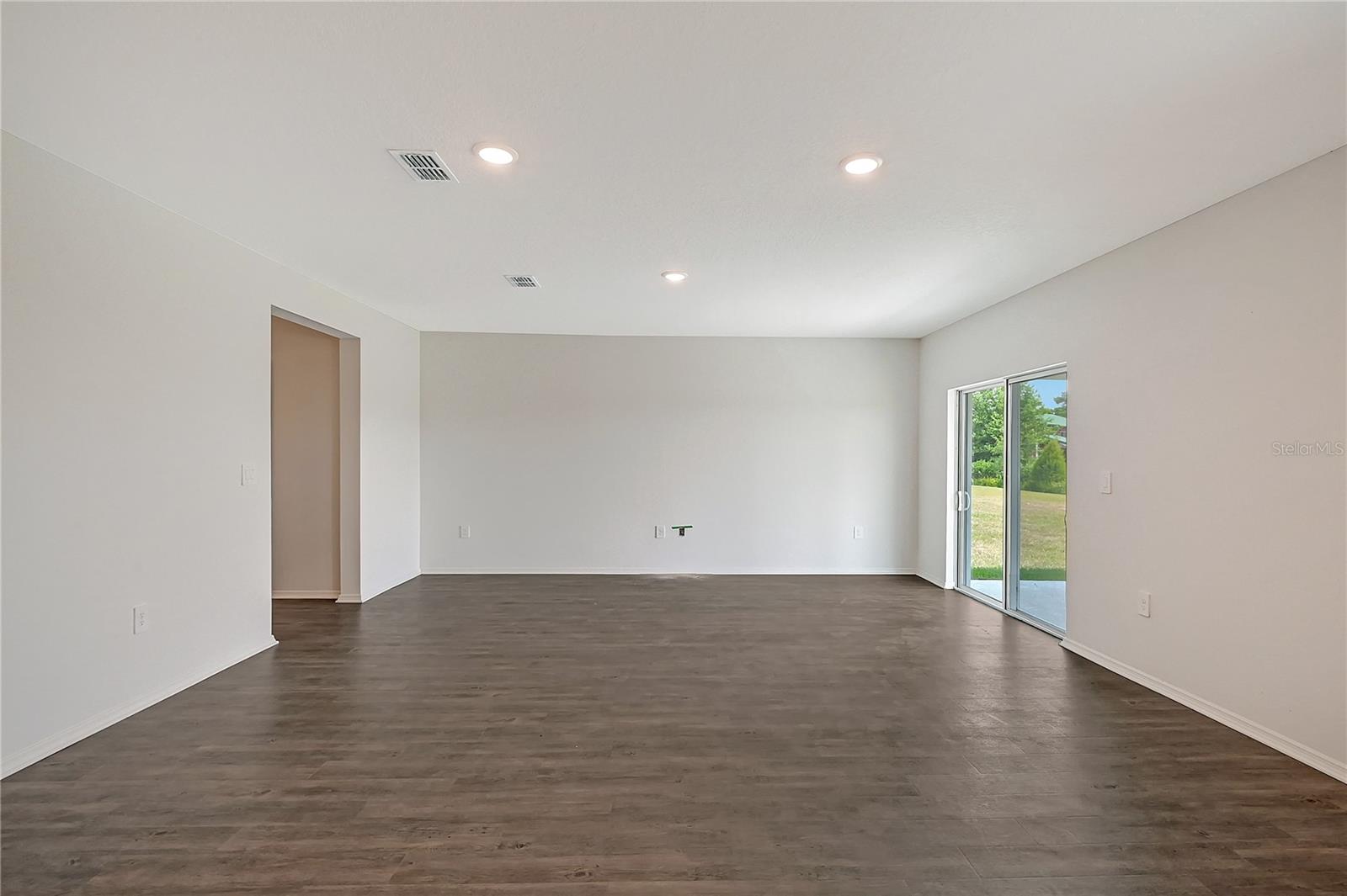 11410 Lake Louisa Ter Property Photo 6