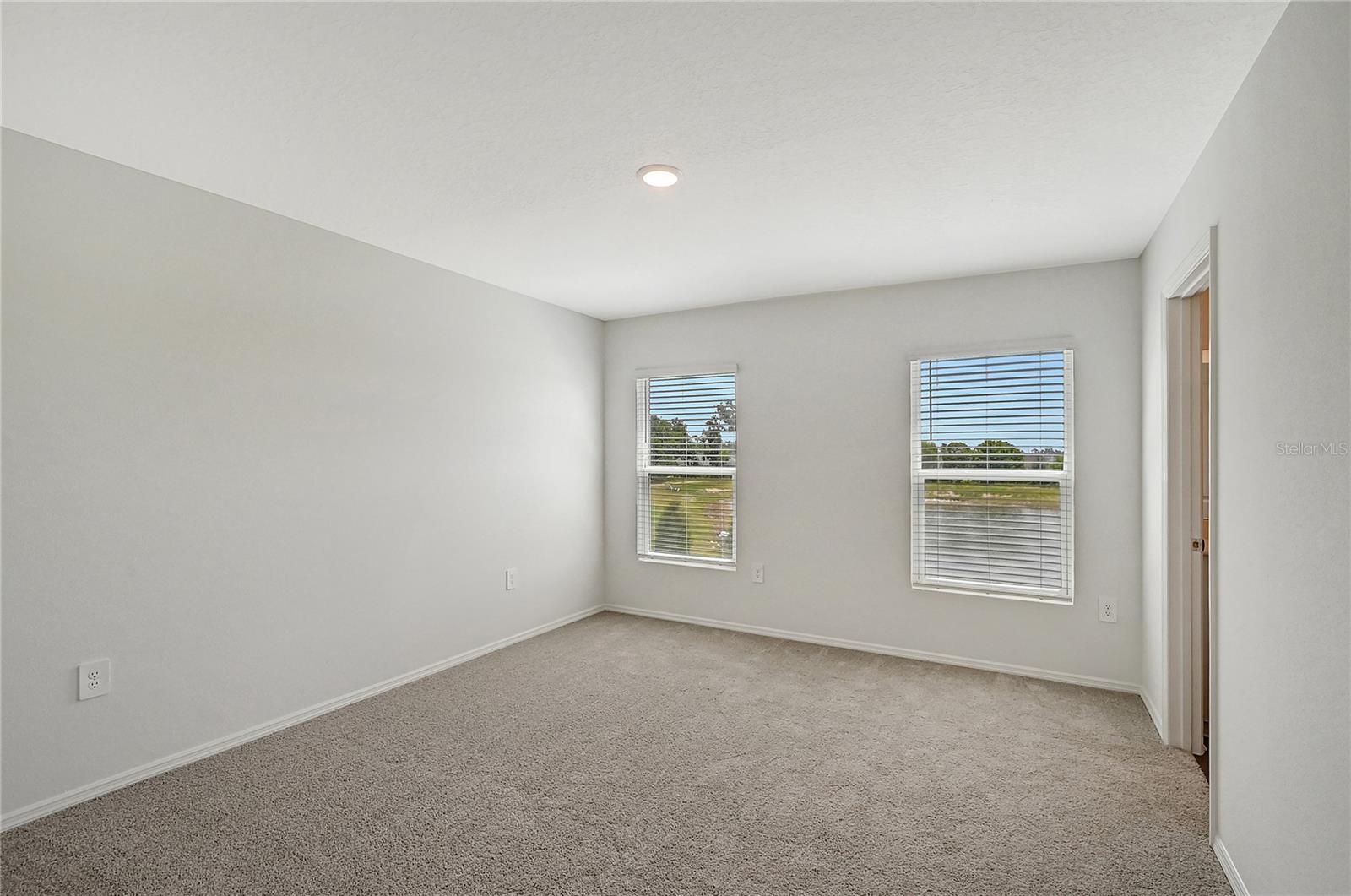 11410 Lake Louisa Ter Property Photo 8
