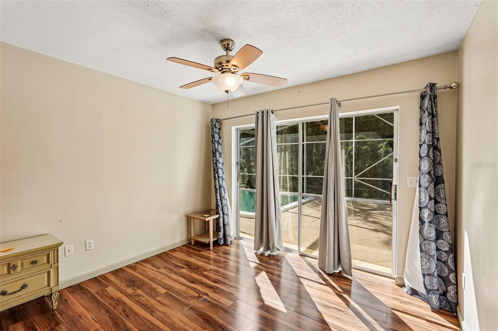 22215 Oneida Ave Property Photo 20