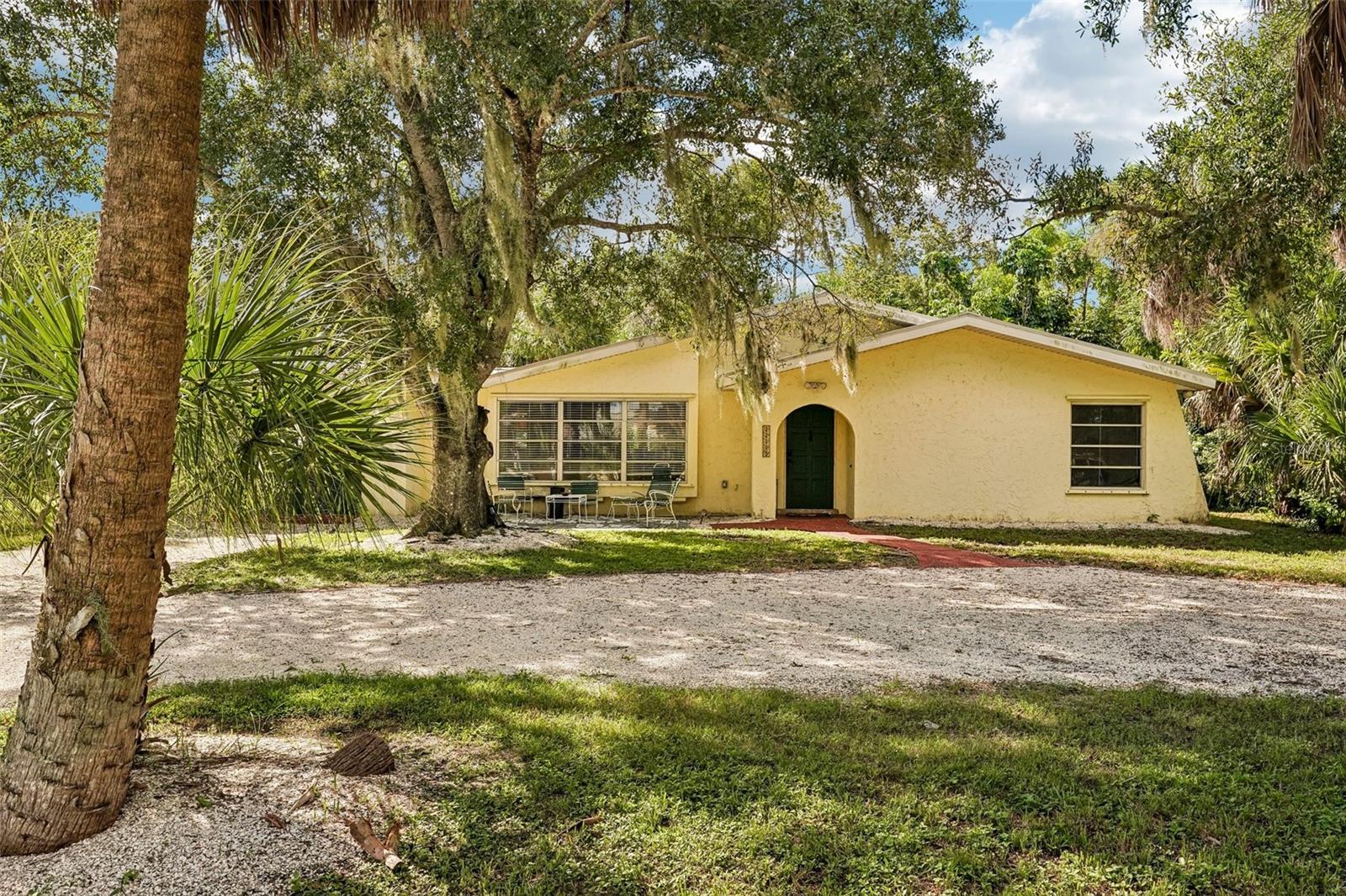 22215 Oneida Ave Property Photo 30