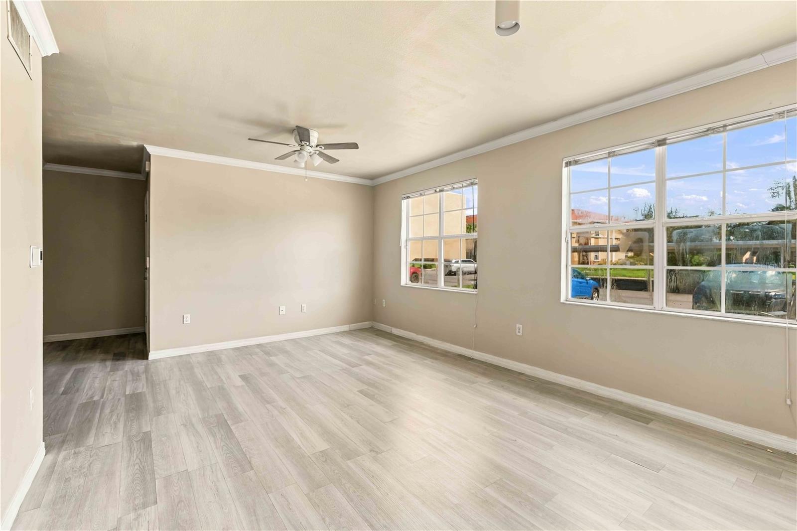 1015 Villagio Cir #102 Property Photo 8