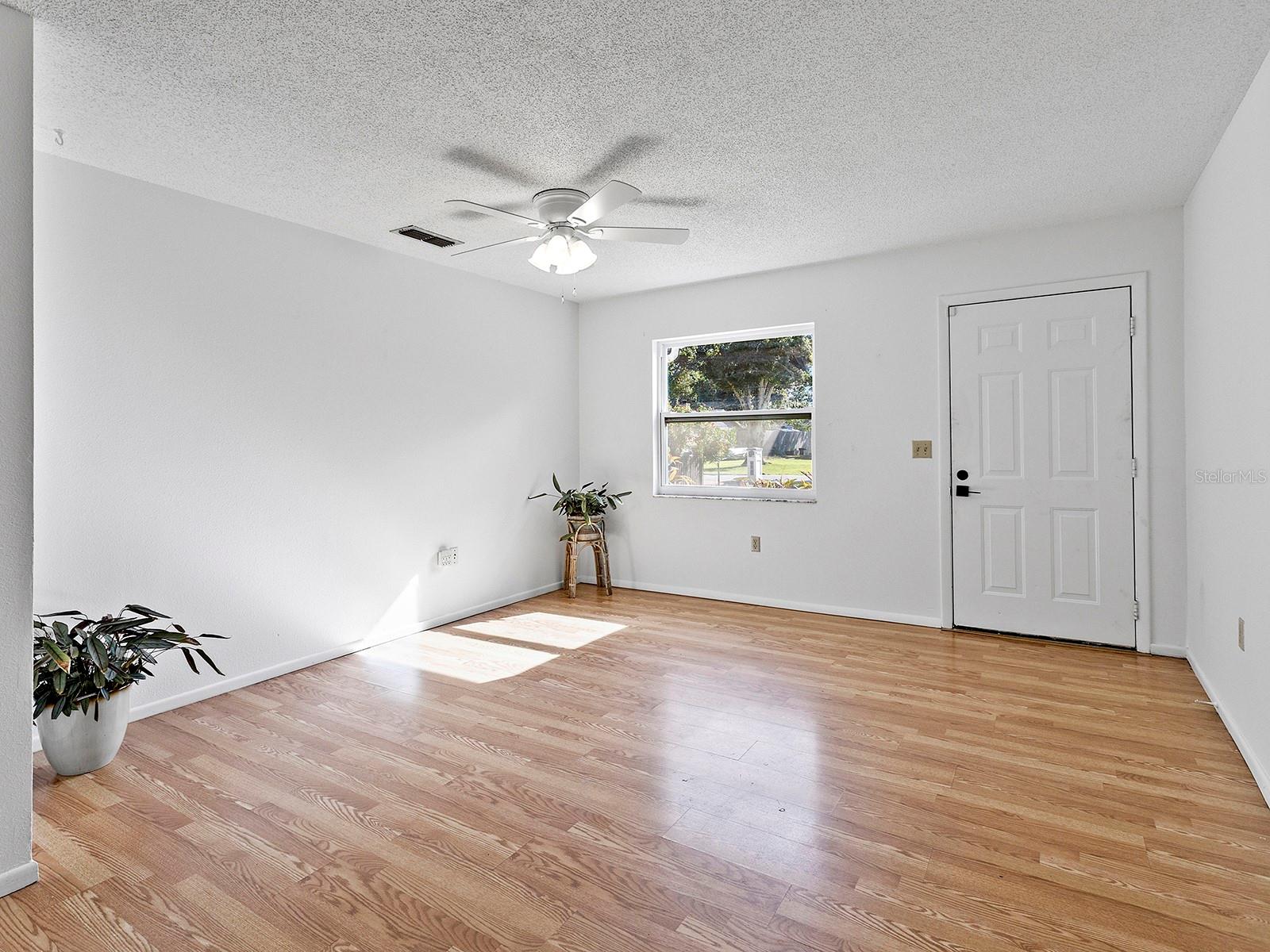 4260 Bell Ave Property Photo 5