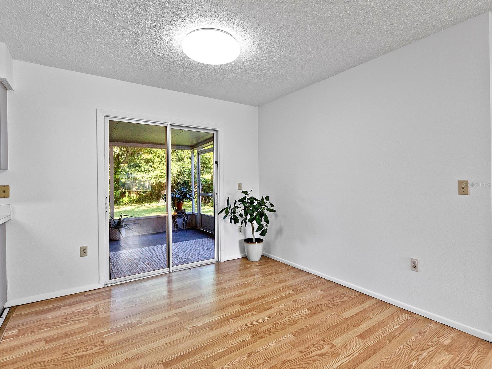 4260 Bell Ave Property Photo 9