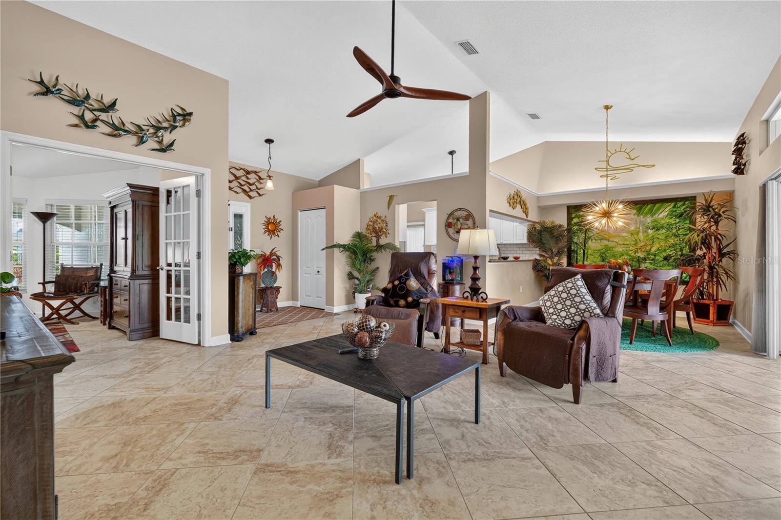 6905 Stone River Property Photo 12
