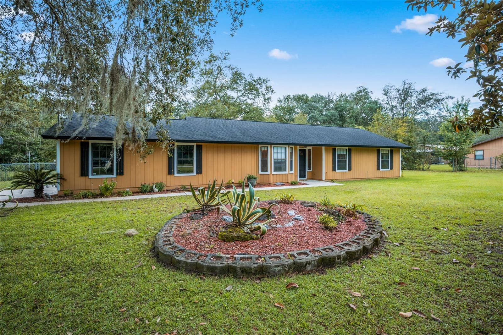 2843 Mistletoe Ct Property Photo 1