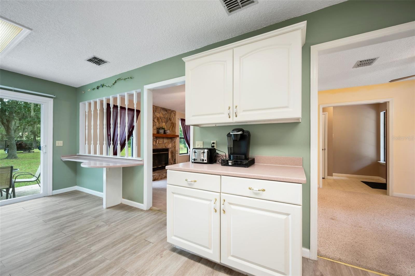 2843 Mistletoe Ct Property Photo 9