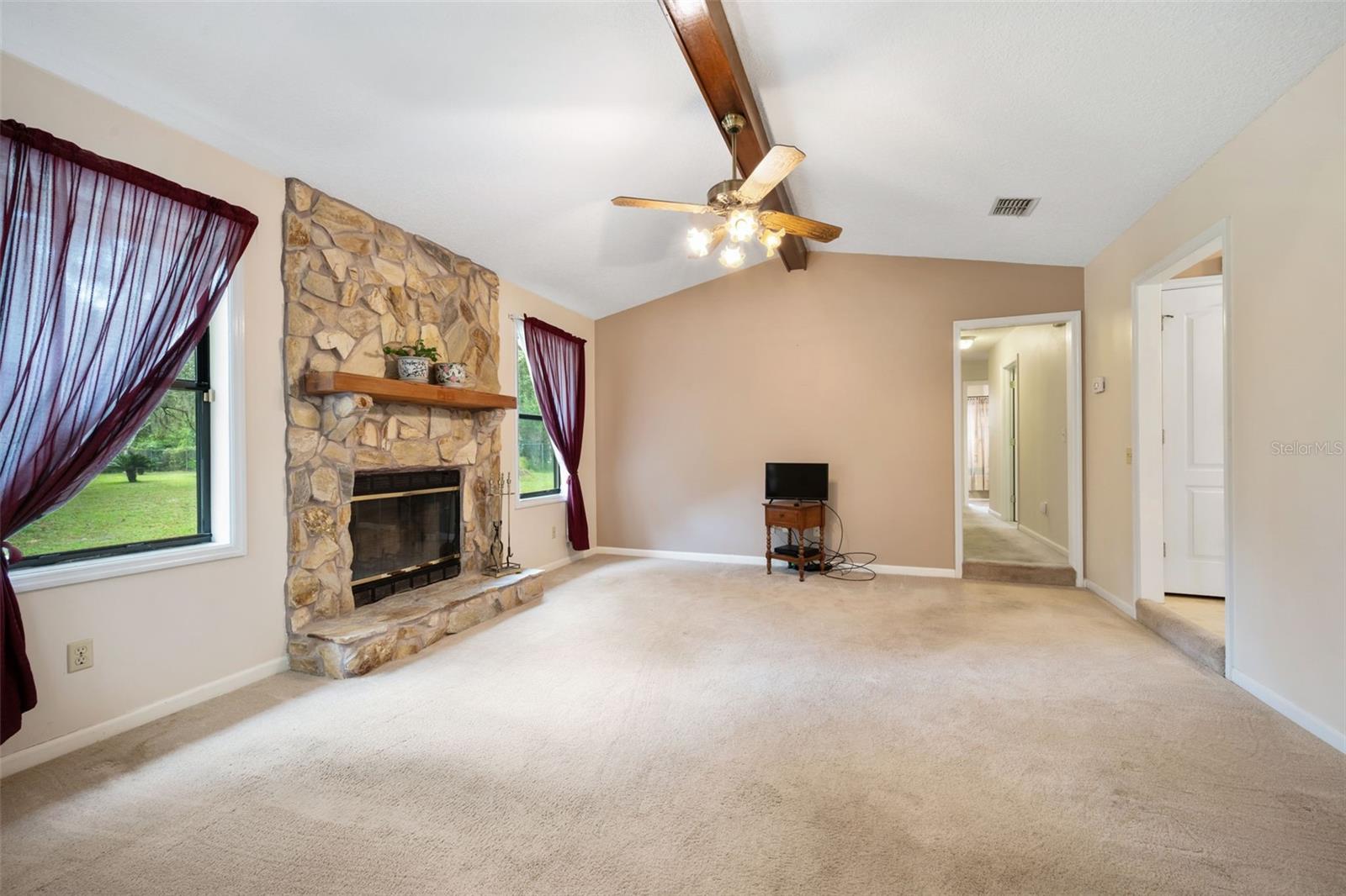 2843 Mistletoe Ct Property Photo 13
