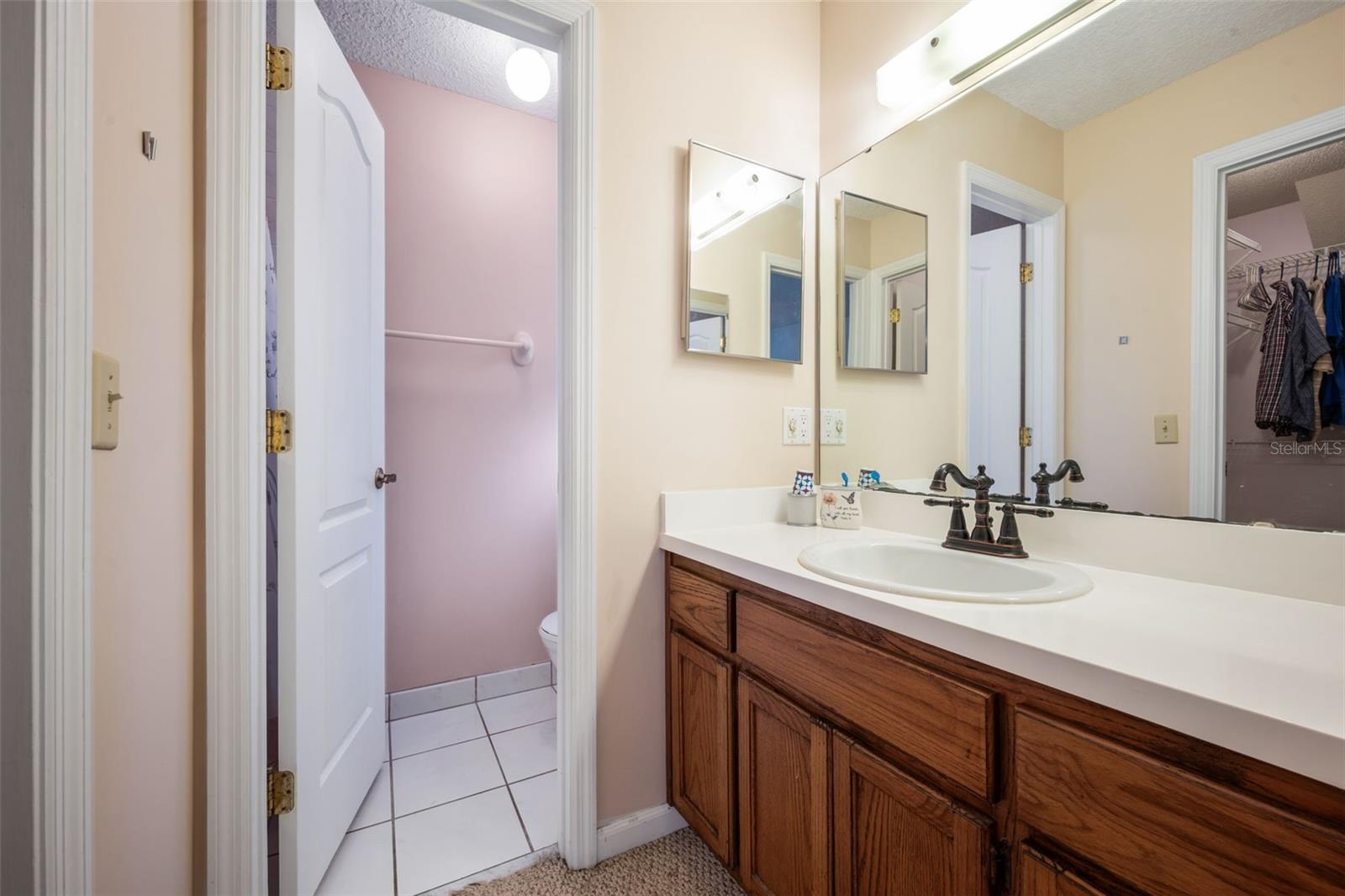 2843 Mistletoe Ct Property Photo 23