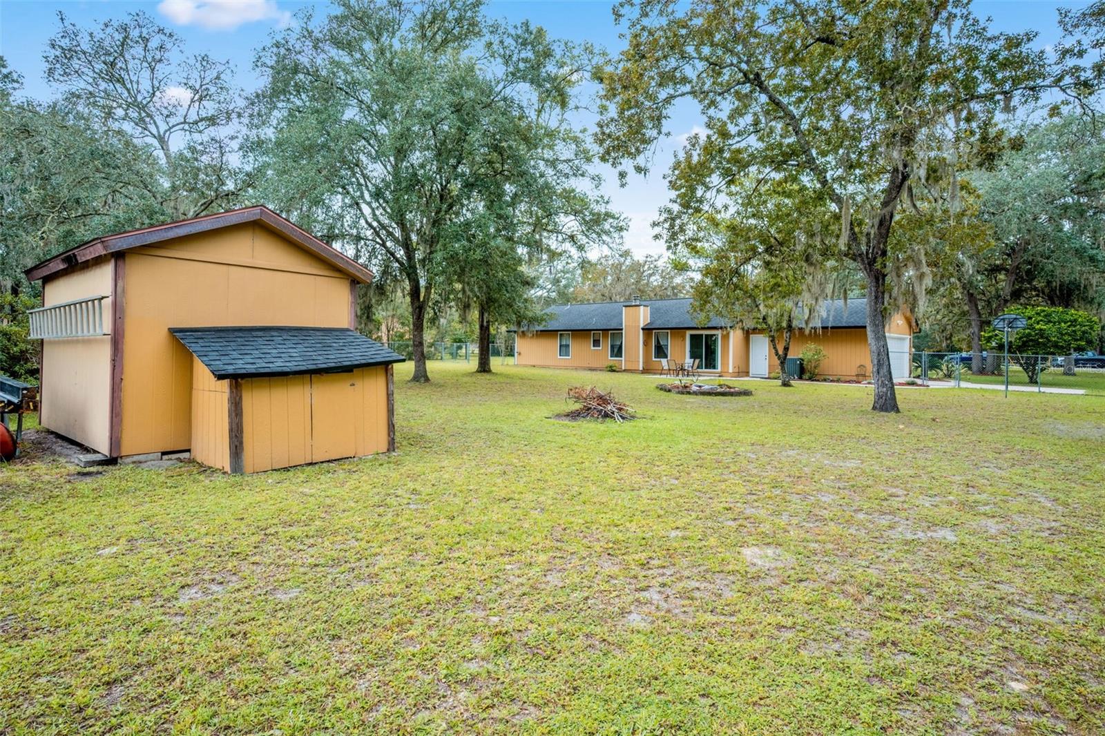 2843 Mistletoe Ct Property Photo 34