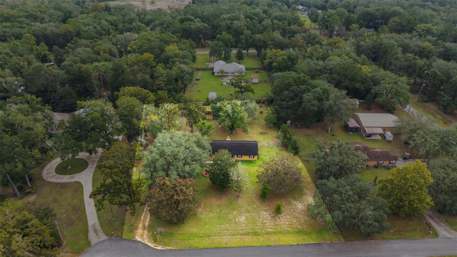 2843 Mistletoe Ct Property Photo 44